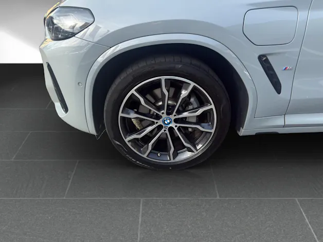 BMW X3 G01 30e xDrive SAG