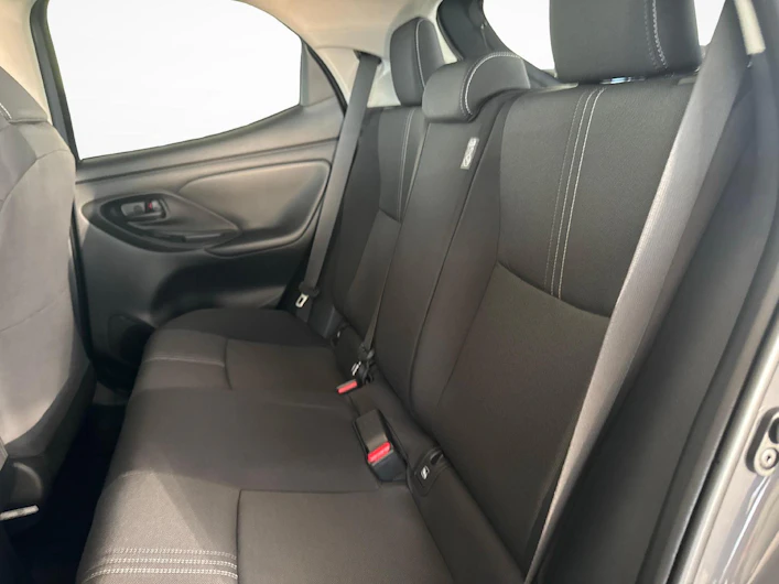 immagine del veicolo TOYOTA YARIS