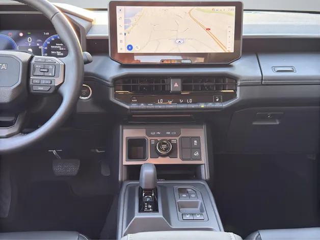 Toyota Hilux Double Cab.-Pick-up 59KWh Style