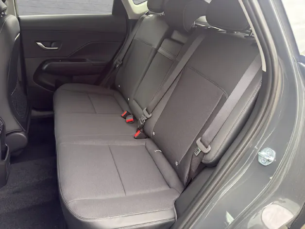 HYUNDAI Kona 1.6 GDi Hybrid Amplia