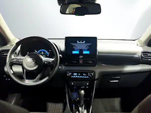 Toyota Yaris 1.5 VVT-i HSD Trend