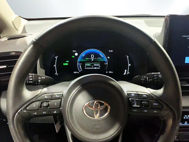 Toyota Yaris 1.5 VVT-i HSD Trend