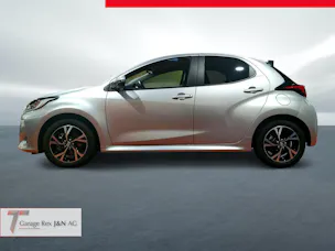 Toyota Yaris 1.5 VVT-i HSD Trend