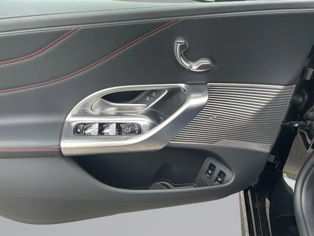 MERCEDES-BENZ C 400 4matic