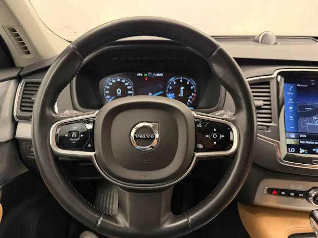 VOLVO XC90 2.0 T6 Momentum 5P. AWD