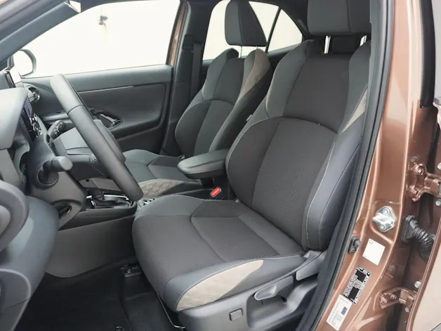 Toyota Yaris Cross 1.5 VVT-i HSD Premium AWD-i