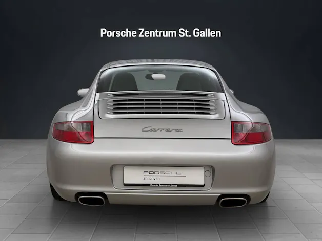 PORSCHE 911 Carrera
