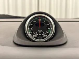PORSCHE 911 Carrera