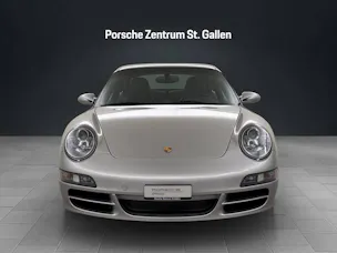 PORSCHE 911 Carrera