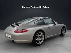 PORSCHE 911 Carrera