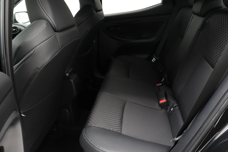 Fahrzeugbild TOYOTA YARIS