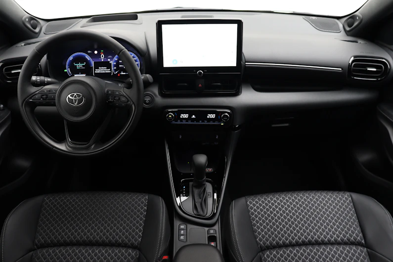 Fahrzeugbild TOYOTA YARIS