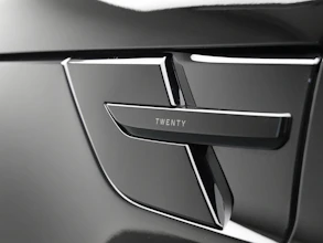 https://vehicle.imgix.net/4463381/3c322c9f-4814-4726-a4b2-60ba02f93f16.JPG