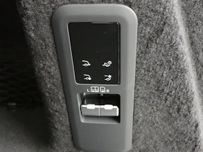 https://vehicle.imgix.net/4463381/6612b60e-2082-4a02-82f3-b2fb98ff7392.JPG