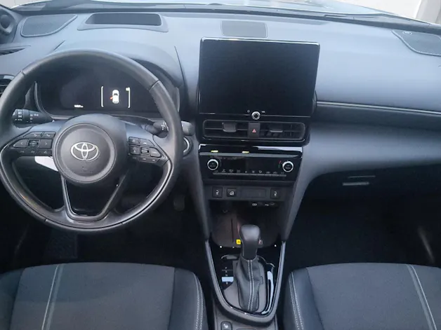 Toyota Yaris Cross 1.5 VVT-i HSD Premiere Edition AWD-i