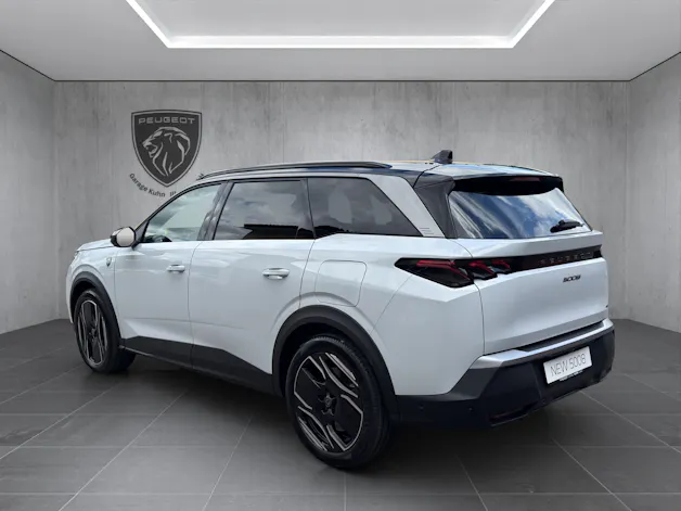PEUGEOT 5008 1.6 PHEV 225 GT Exclusive