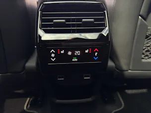 PEUGEOT 5008 1.6 PHEV 225 GT Exclusive
