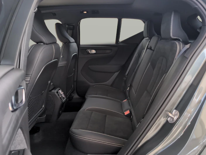 immagine del veicolo VOLVO EX40