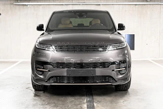 https://vehicle.imgix.net/4463419/8a45ad29-498c-48a7-8aa2-a026937612e7.jpg