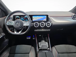 image du véhicule MERCEDES-BENZ EQA 300 4MATIC AMG Line