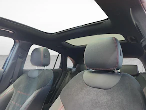 https://vehicle.imgix.net/4463440/402aff0d-7070-4696-a4f0-054959b7dae5.jpg