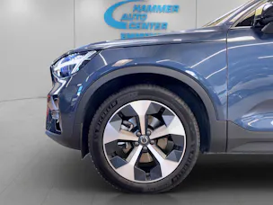 VOLVO XC40 2.0 B4 MH Plus Dark