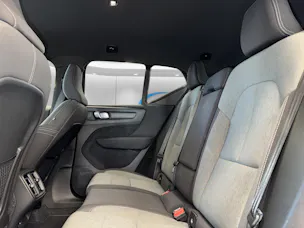 VOLVO XC40 2.0 B4 MH Plus Dark