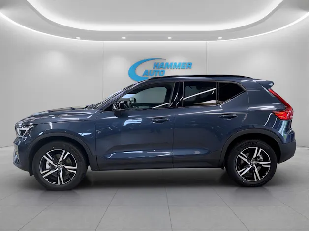 VOLVO XC40 2.0 B3 MH Plus Dark
