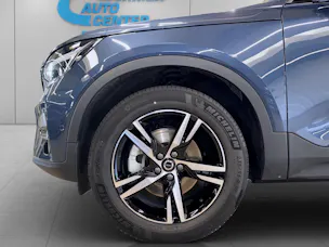 VOLVO XC40 2.0 B3 MH Plus Dark