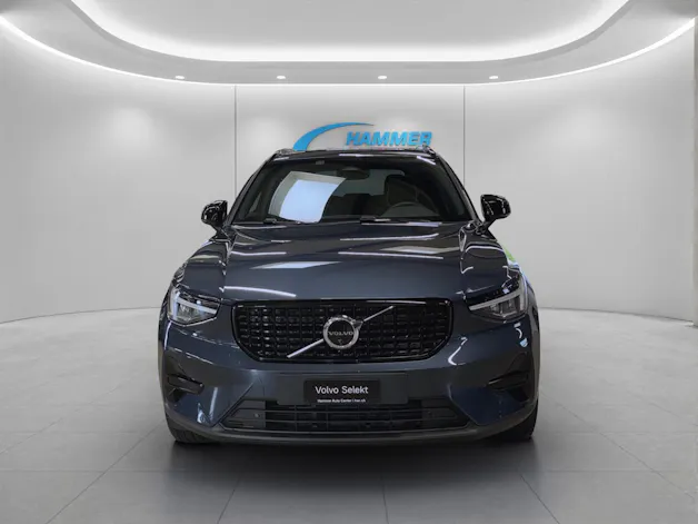 VOLVO XC40 2.0 B3 MH Plus Dark