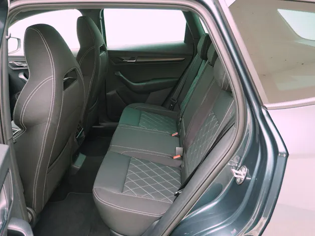 SKODA Karoq 2.0 TDI DSG Sport Line 4x4