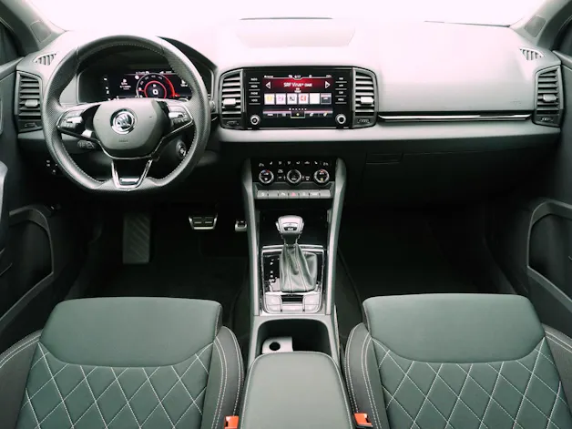 SKODA Karoq 2.0 TDI DSG Sport Line 4x4