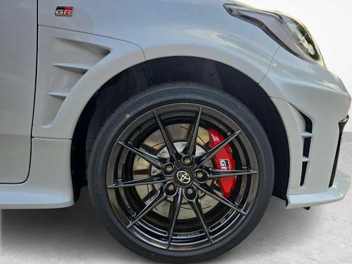 image du véhicule TOYOTA GR YARIS