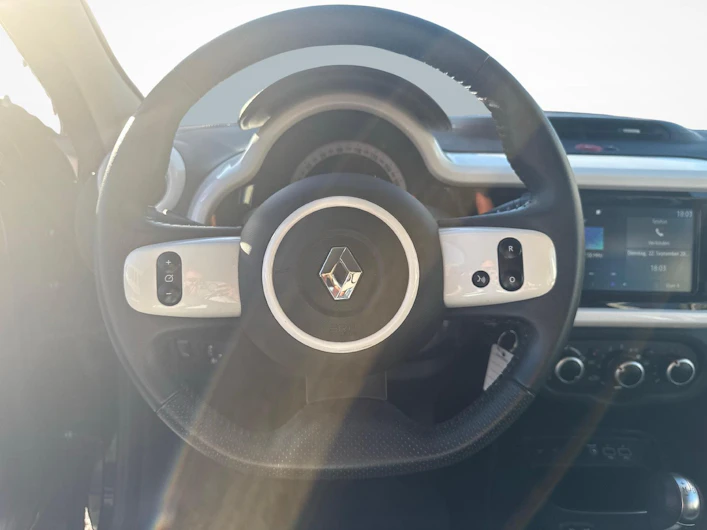 Fahrzeugbild RENAULT TWINGO