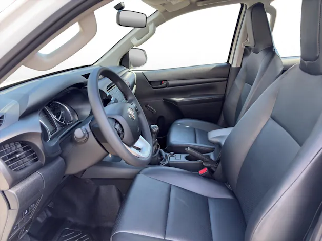 Toyota Hilux Double Cab.-Pick-up 2.4 D-4D 150 Comfort