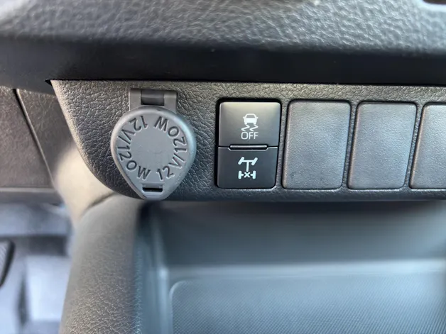 Toyota Hilux Double Cab.-Pick-up 2.4 D-4D 150 Comfort