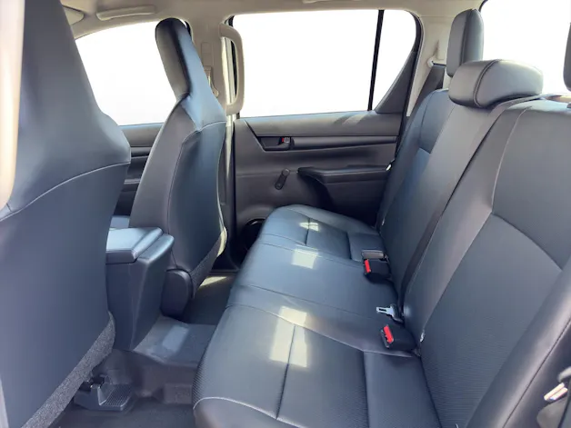 Toyota Hilux Double Cab.-Pick-up 2.4 D-4D 150 Comfort