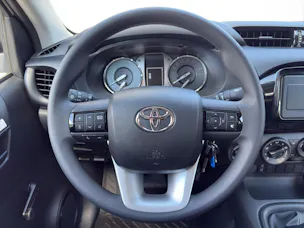 Toyota Hilux Double Cab.-Pick-up 2.4 D-4D 150 Comfort