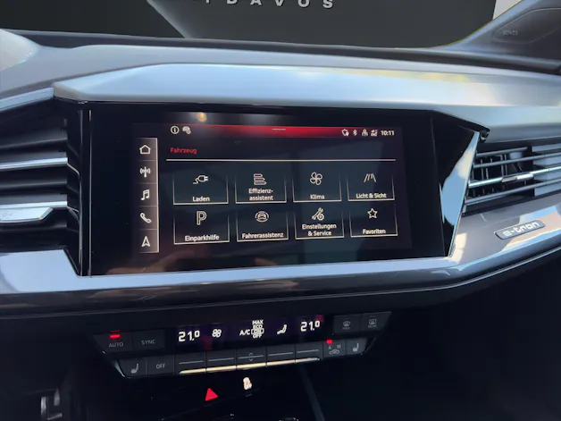 AUDI Q4 e-tron 50 quattro