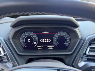 AUDI Q4 e-tron 50 quattro