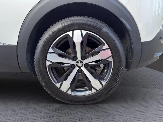 PEUGEOT 3008 1.6 Plug-in Hybrid GT