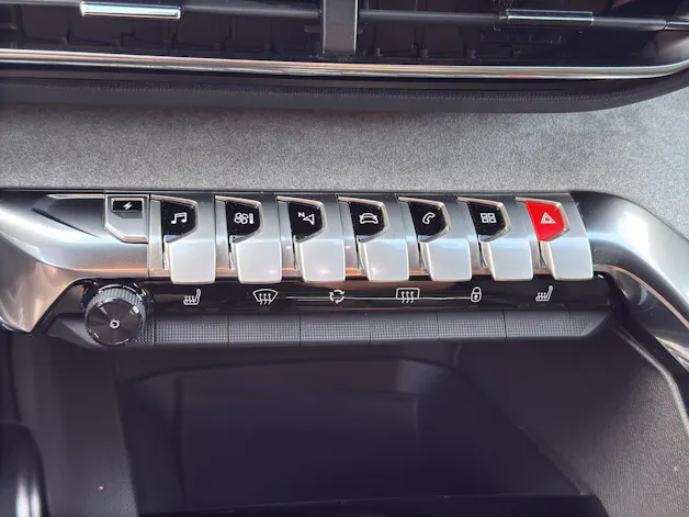 PEUGEOT 3008 1.6 Plug-in Hybrid GT