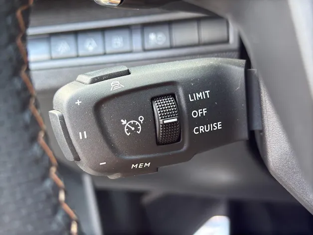 PEUGEOT 3008 1.6 Plug-in Hybrid GT