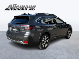 Subaru Outback 2.5i Luxury