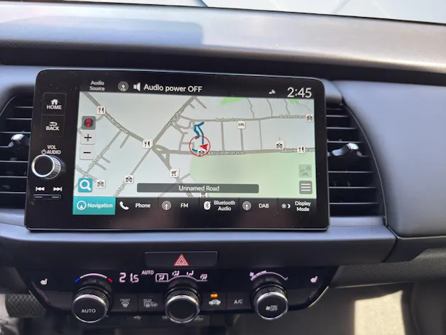 HONDA Jazz 1.5 i-MMD Advance, Leasing Aktion 1.9 %, inkl. GRATIS Winterräder in Wert von Fr. 1360.-