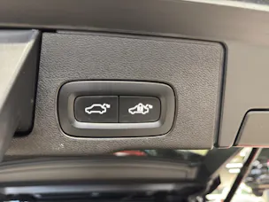 VOLVO XC60 2.0 T8 TE Inscription eAWD 246BMT30D119