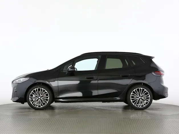 BMW 2er Reihe U06 Active Tourer 230e xDrive paddles
