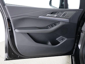 https://vehicle.imgix.net/4463722/c1623000-e896-4814-b6fa-44ed6f7e9186.jpg
