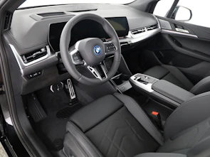 image du véhicule BMW 2er Reihe U06 Active Tourer 230e xDrive paddles