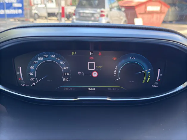 PEUGEOT 3008 1.6 Plug-in Hybrid GT